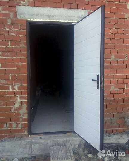 Дверь техническая Ультра дорхан