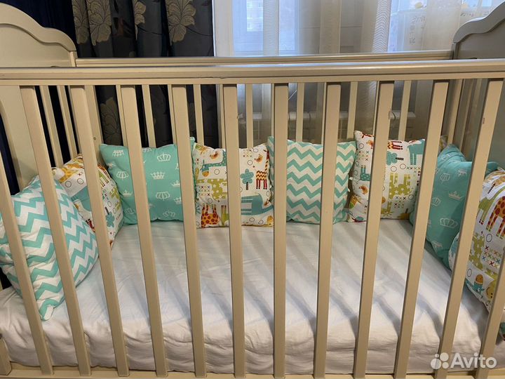 Бортики в кроватку