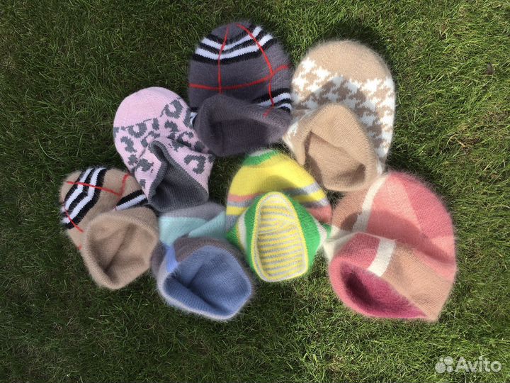 Вязаные шапки с оригинальным узором