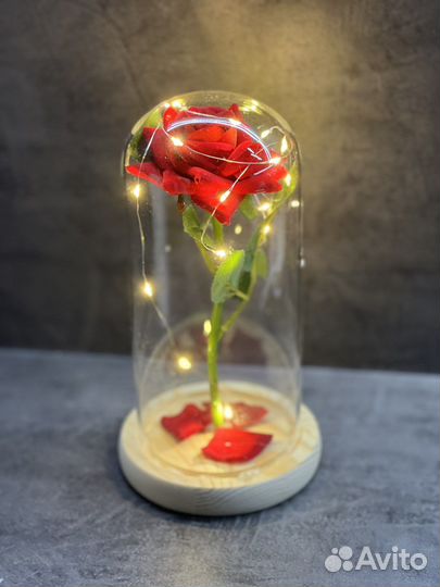 Роза в колбе с подсветкой
