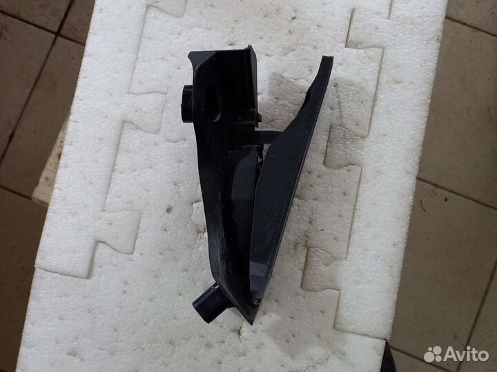 Педаль газа Volkswagen Tiguan 1