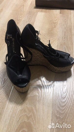 Обувала по 2 раза, новые