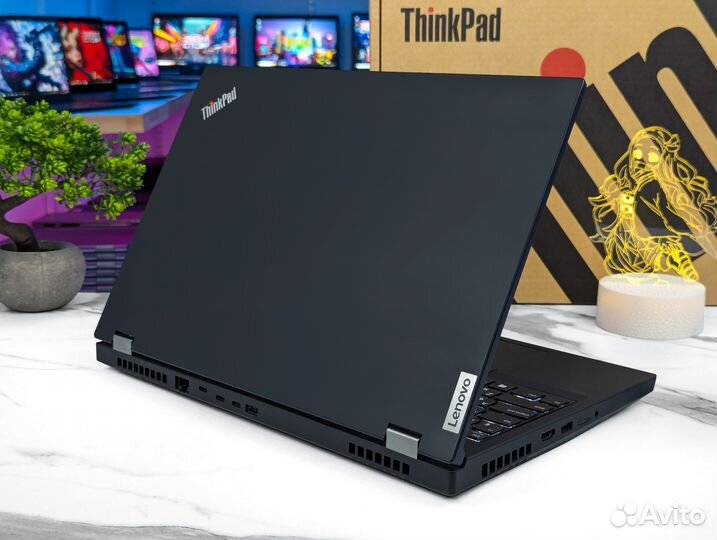 Lenovo ThinkPad P15 Gen 1 i7-10850H T1000