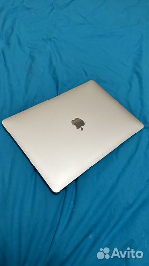 Apple MacBook Pro 13 2020 i5 256gb