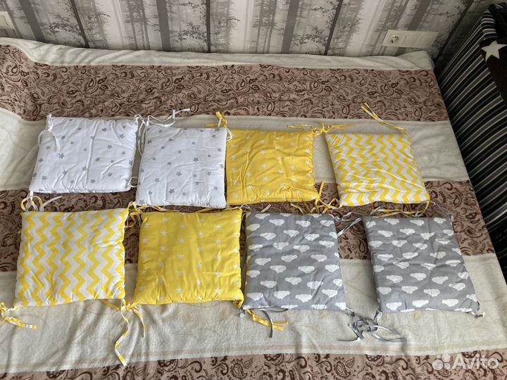 Детская кроватка с продольным маятником