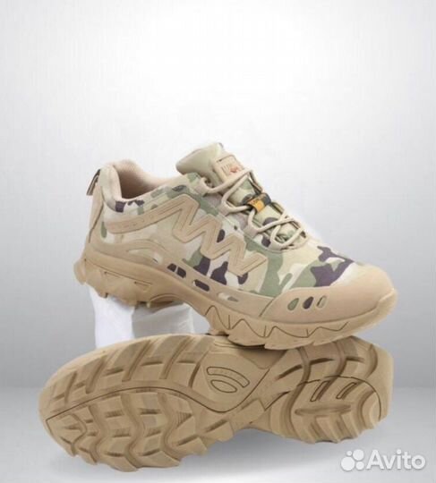 Тактические кроссовки magnum