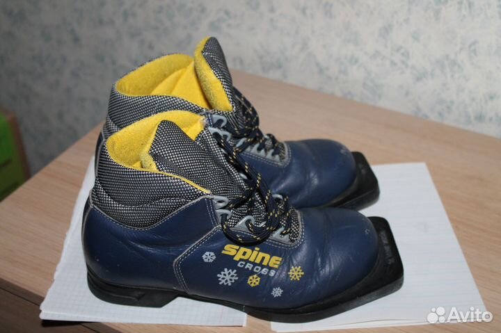 Лыжные ботинки, 35