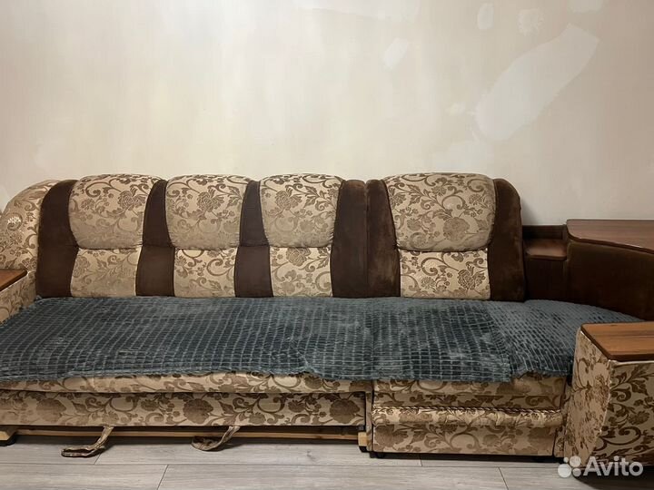 Угловой диван