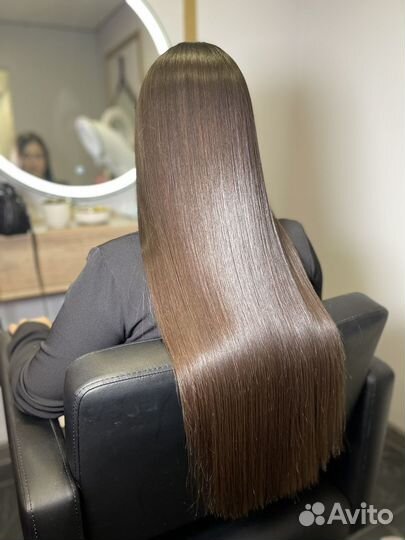 Кератиновое выпрямление волос