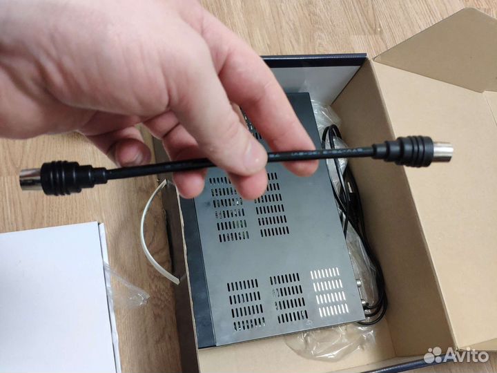 Спутниковый ресивер Sezam 5000 Hd