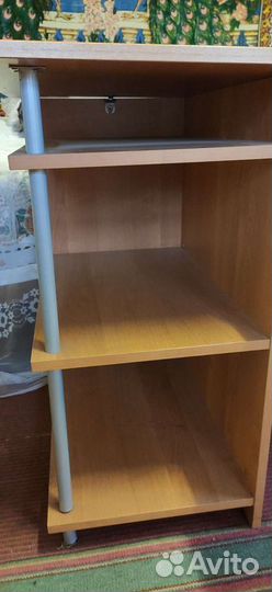 Стол компьютерный