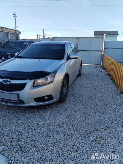 Chevrolet Cruze 1.6 AT, 2011, 182 000 км