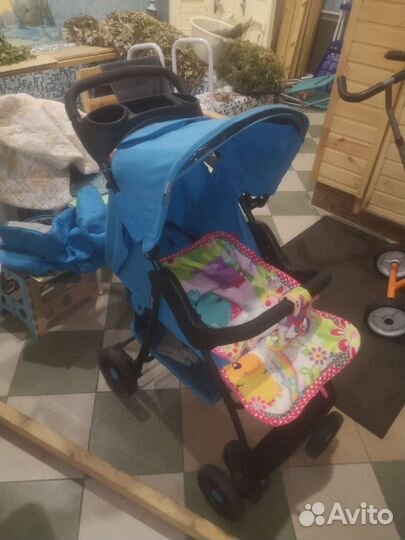 Прогулочная коляска