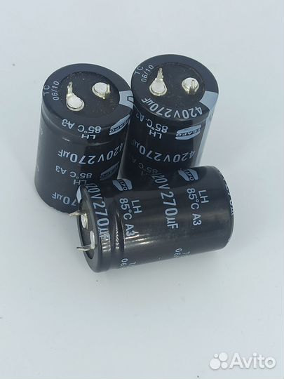 Конденсатор 420v270uf