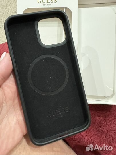 Чехол Guess (оригинал) на iPhone 13 pro max