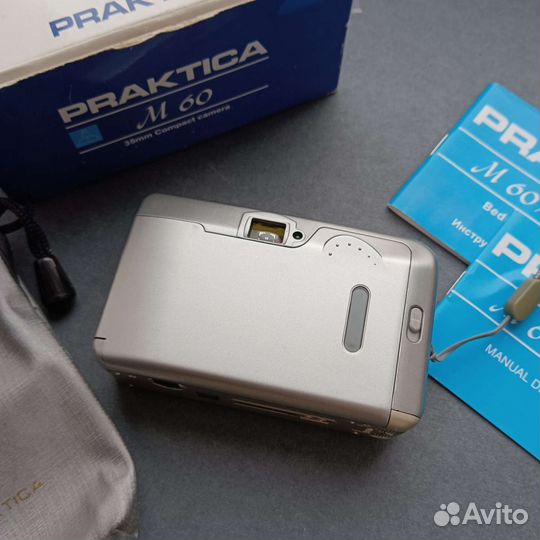 Плёночный фотоаппарат Praktica M60