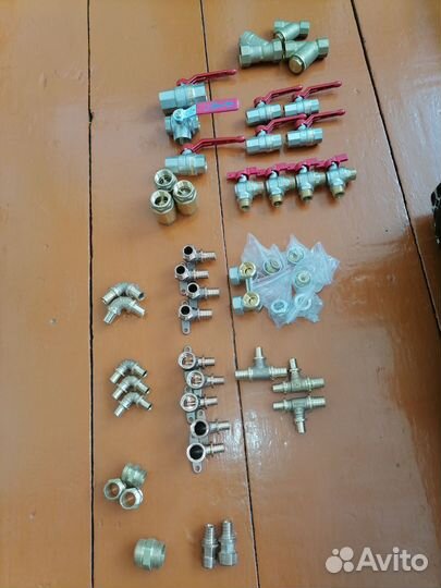 Продам фитинги, водяые краны, фильтры