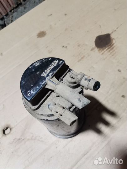 Абсорбер Фильтр угольный Nissan Almera Tino