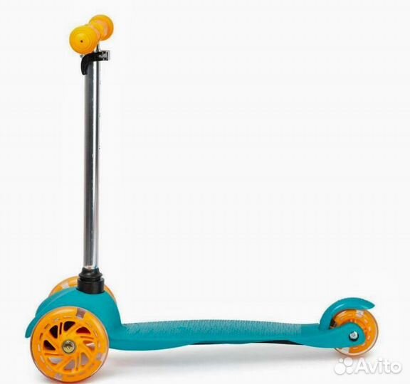 Самокат детский трехколесный новый