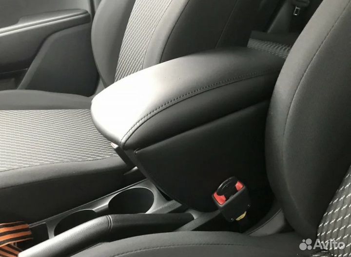 Подлокотник kia rio 4