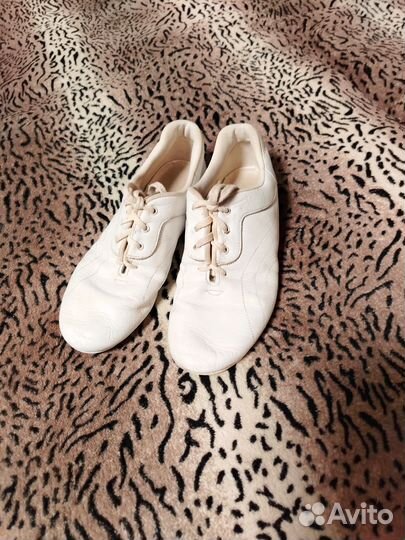 Кроссовки для спортивной аэробики