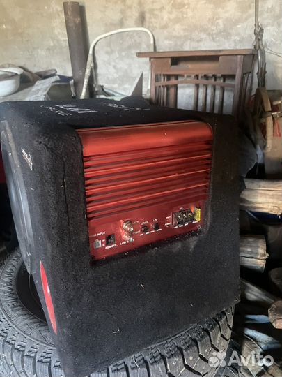 Активный сабвуфер урал