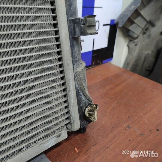 Радиатор двс Hyundai Santa Fe 2 D4HB 2010