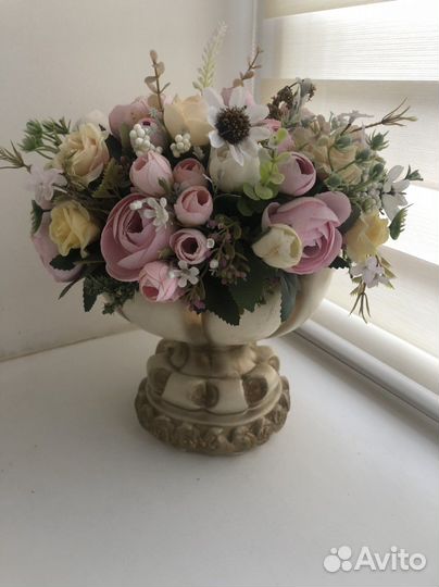 Ваза с цветами