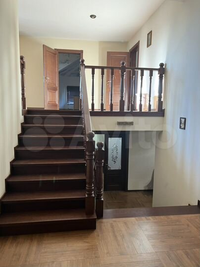 Дом 288,4 м² на участке 12 сот.