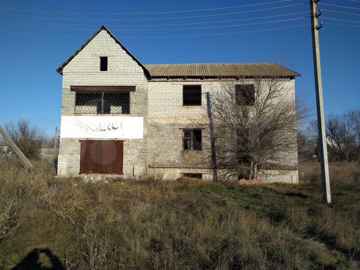 Дом 312,6 м² на участке 15 сот.