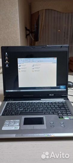Ноутбук asus