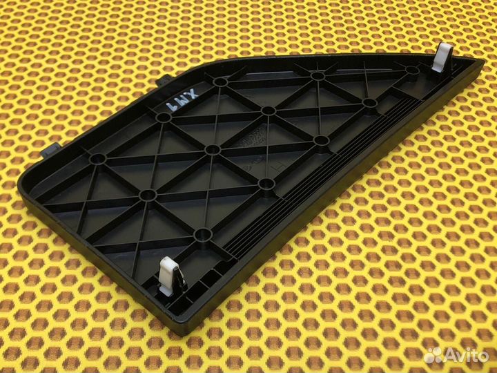 Обшивка багажника левая Kia Sorento Prime UM D4HB