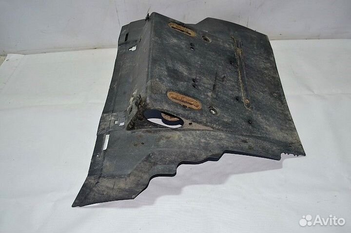 Крыло ведущего моста, переднее левое renault truck