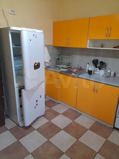 3-к. квартира, 68 м², 1/17 эт.