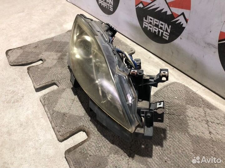 Фара правая Mazda Mazda6