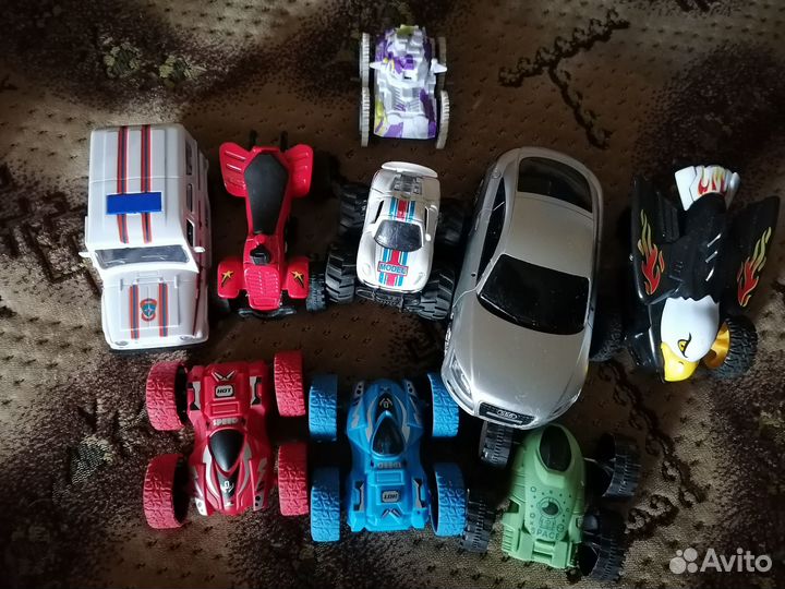 Набор машинок детских