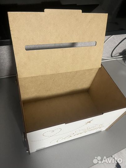 Свадебный сундук для денег