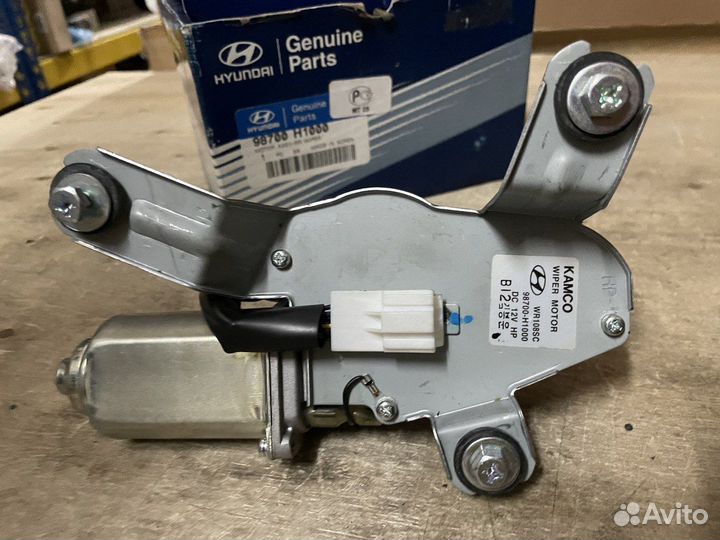 Моторчик стеклоочистителя задний Hyundai Terracan