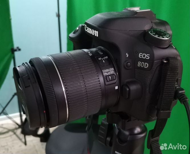 Фотоаппарат Canon EOS 80D KIT 18-135 IS STM