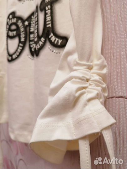 Футболка р.152. Новая. Турция