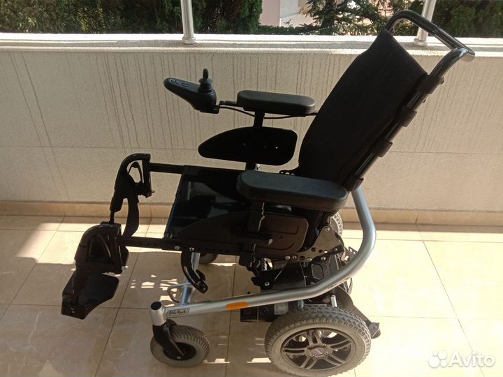 Инвалидная коляска с электроприводом Otto Bock