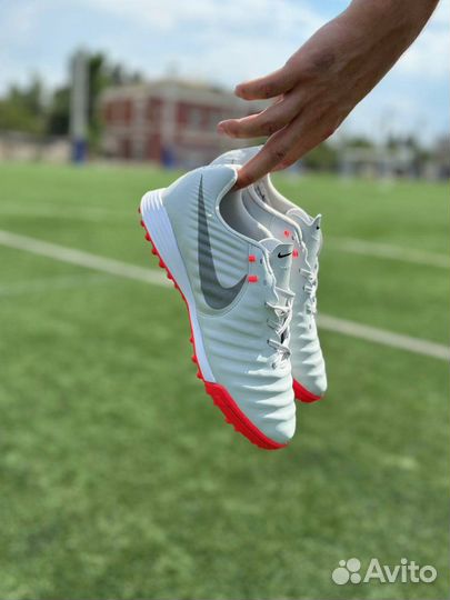 Сороконожки Nike tiempo legend 7