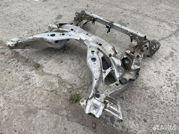 Подрамник передний BMW F10 F07 F01 F06 F12 F02