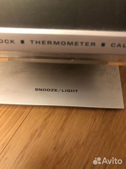 Часы термометр