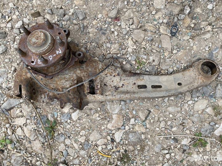 Рычаг нижний задний правый Mazda 6 лифтбек 2.0