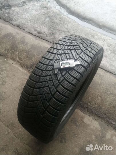 Pirelli Ice Zero FR 215/60 R17