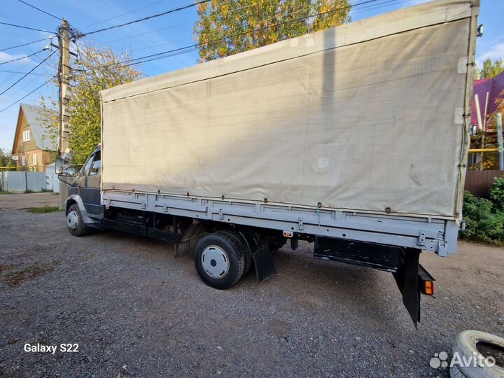 Тентованный грузовик ГАЗ 331061, 2013