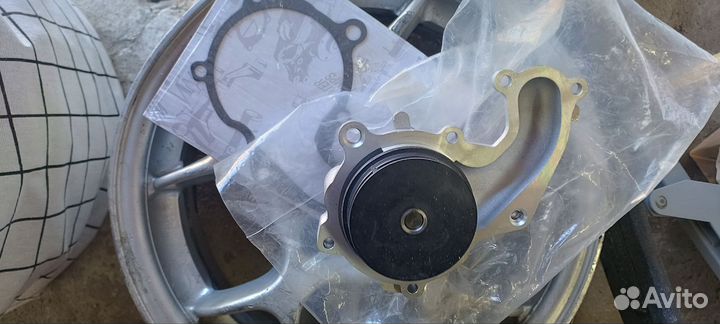 Помпа ford focus 2 1.8