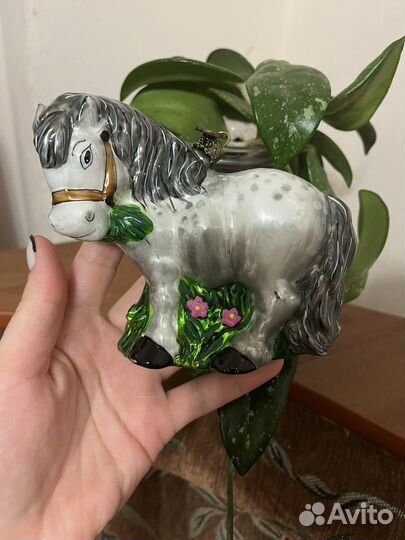 Конь елочная игрушка