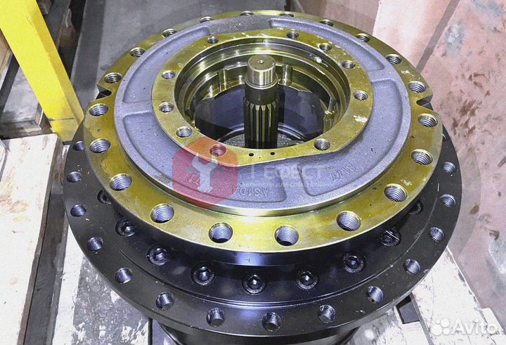 Бортовой редуктор Doosan solar 420LC-5 401-00005A